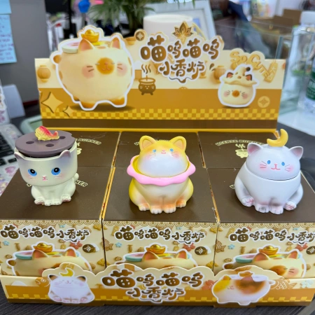 Cat-shaped ceramic incense holder and incense burner blind box set, simple and fashionable home decoration items Cat-shaped ceramic incense holder and incense burner blind box set, simple and fashionable home decoration items